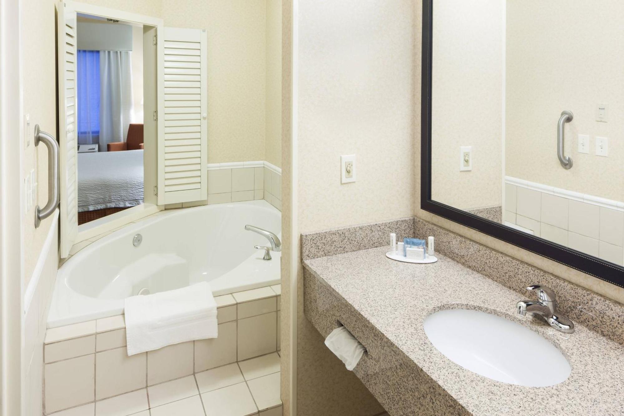 Hotel Fairfield By Marriott Ruston Esterno foto