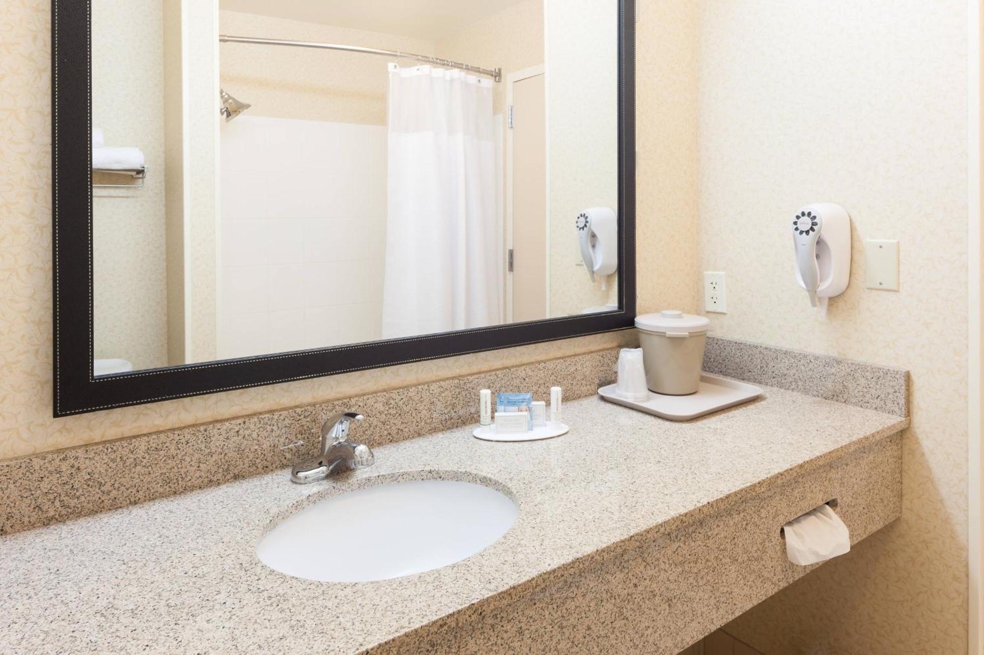 Hotel Fairfield By Marriott Ruston Esterno foto